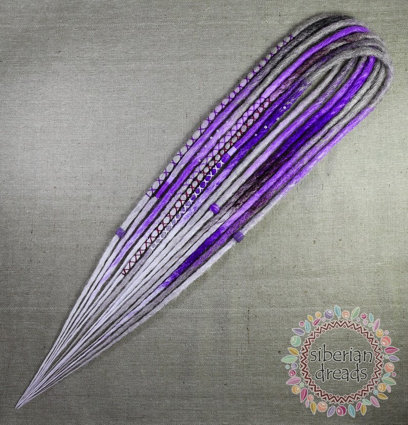 Grey Purple Accent Dreadlocks / Crocheted smooth dreads / Clip in hair - 髮夾/髮圈 - 其他材質 紫色