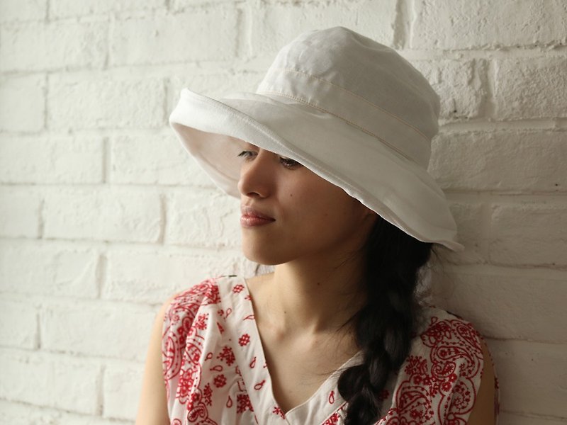 White Linen Wide brimmed Hat - หมวก - ผ้าฝ้าย/ผ้าลินิน ขาว