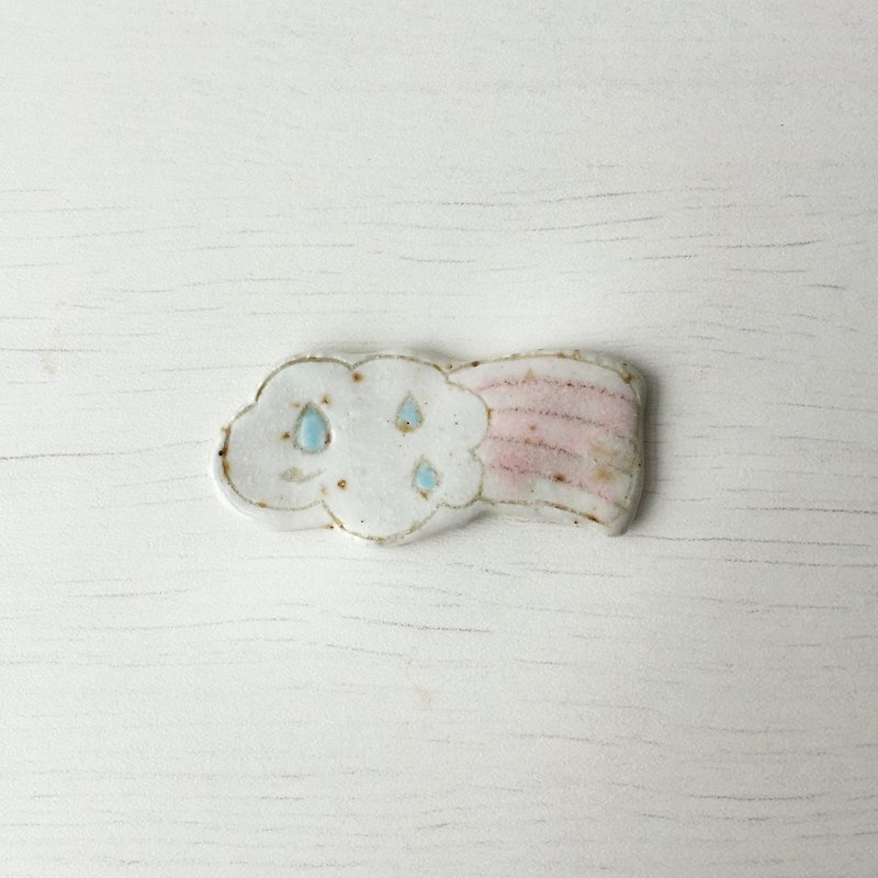 Rainy day brooch - Brooches - Pottery Pink