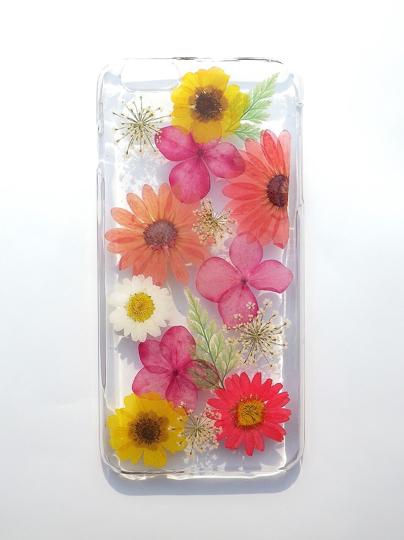 Handmade phone case, Pressed flowers phone case, iphone 6 plus phone case, The color of spring - เคส/ซองมือถือ - พลาสติก 