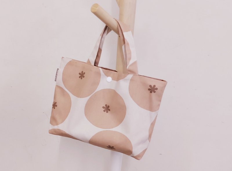 Leodoodoo [Lightweight Small Square Bag] Simple Outing Bag-Walking Bag-Tote Bag-Handmade - Handbags & Totes - Cotton & Hemp 