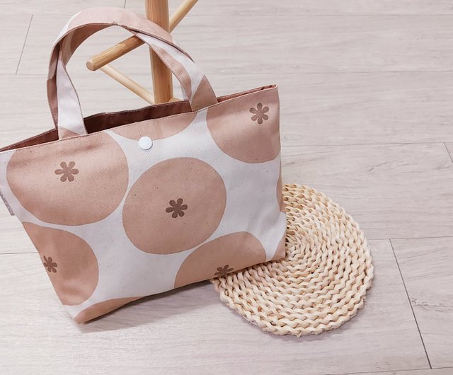 Leodoodoo [Lightweight Small Square Bag] Simple Outing Bag