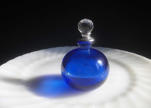 老時光OLD-TIME Vintage & Classic & Deco 【老時光 OLD-TIME】早期藍玻璃香水瓶