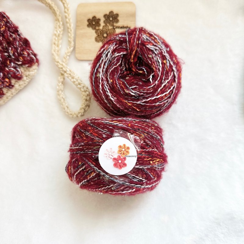 Cccainiy現貨 獨家特製手混線 繽紛酒紅金絲系 100g 只會多給 - 編織/羊毛氈/布藝 - 聚酯纖維 