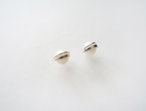 COOL & HOT 925純銀 獨家亮紋-白珍珠 耳針耳環一對