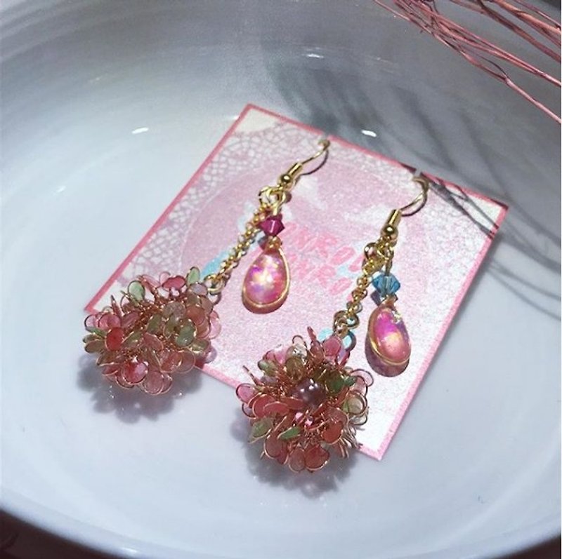 Dangle wreath earrings - Earrings & Clip-ons - Other Materials Pink