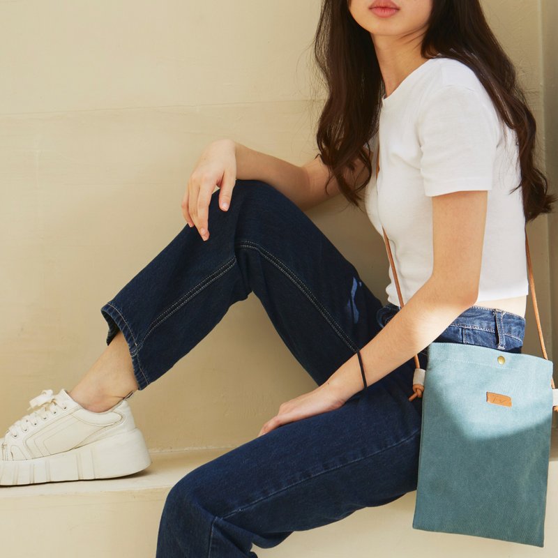 Marshmallow Side Bag - กระเป๋าแมสเซนเจอร์ - ผ้าฝ้าย/ผ้าลินิน สีน้ำเงิน