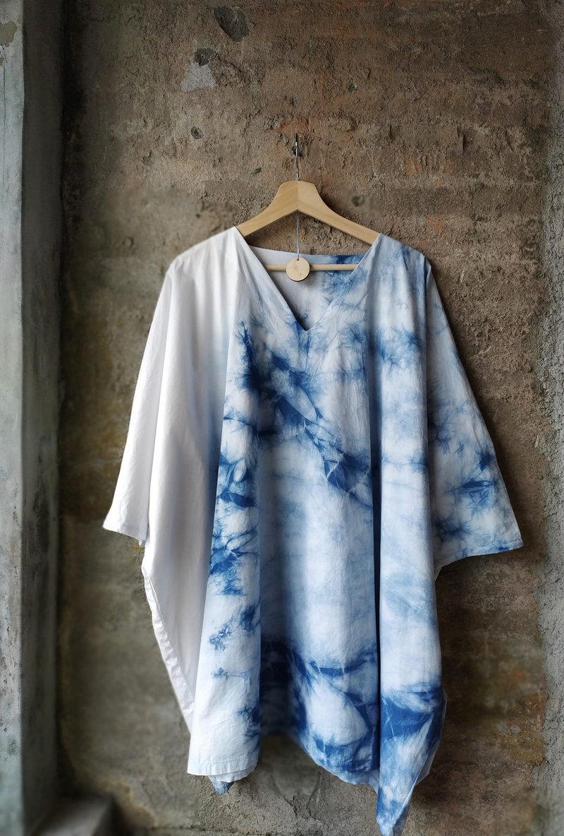 Free dyeing isvara handmade blue dyeing Chinese style top naturally belongs to t - Women's Tops - Cotton & Hemp Blue