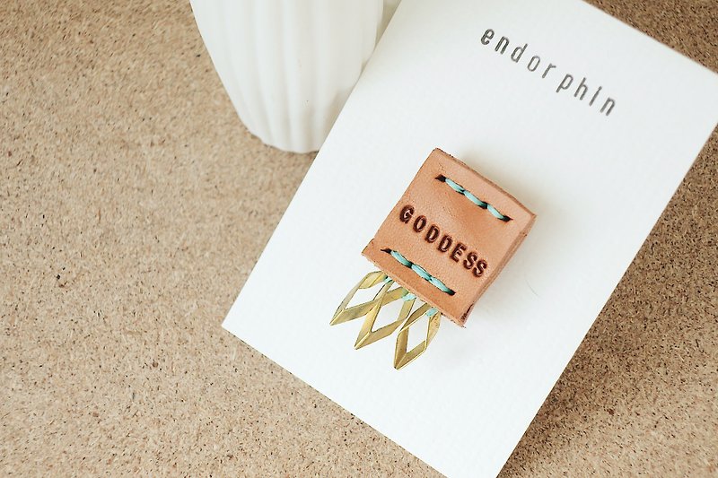 [Endorphin] Valentine's Day confession Goddess Goddess Medal (can be customized printing) - Brooches - Genuine Leather Green