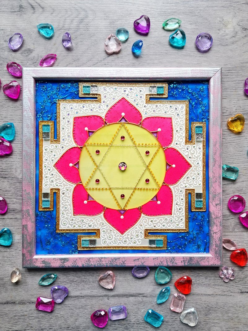 手绘室利拉克希米扬特拉曼达拉墙艺术瓦斯图冥想坦特拉 - 壁貼/牆壁裝飾 - 玻璃 白色