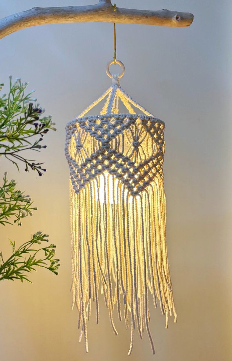 Smei手作。Macrame 編織燈罩 - 燈具/燈飾 - 棉．麻 白色