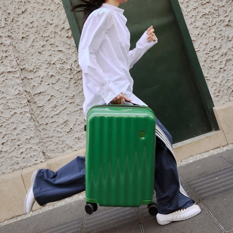 【ITO】CLASSIC WAVE 2 經典系列旅行登機托運行李箱 春綠 - 行李箱/旅行袋 - 其他材質 