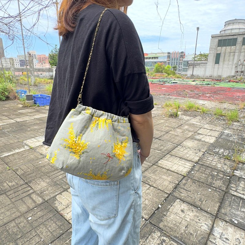 【 純手作】 含羞草彈片口金包 手提包 斜揹包 側揹包 日本布 - 側背包/斜背包 - 棉．麻 藍色