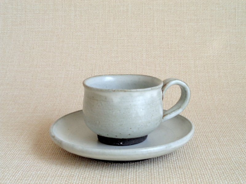 カップ・ソーサーb - 咖啡杯/馬克杯 - 陶 白色