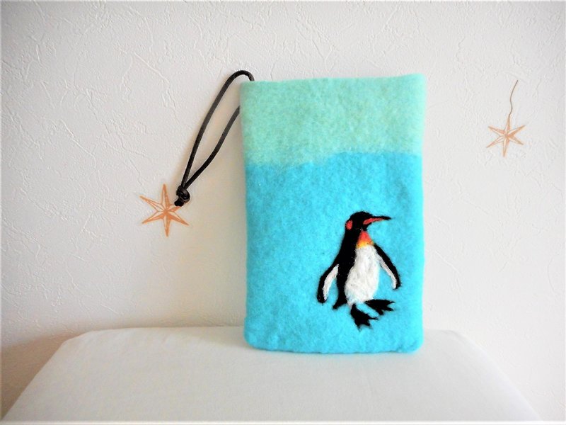 Penguin case - อื่นๆ - ขนแกะ สีน้ำเงิน