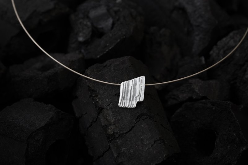 Calligraphy 墨摺 藏拙項鍊-蒼雲白 Silver Necklace- Le nuage - 手鍊/手環 - 純銀 白色