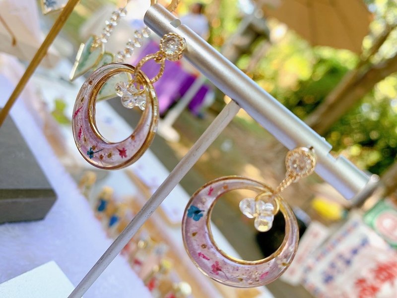 Moonlight Fairy-Japanese uv glue earrings - ต่างหู - วัสดุอื่นๆ 