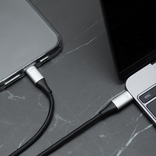 Just Mobile AluCable 鋁質 USB-C 對 Lightning 傳輸線