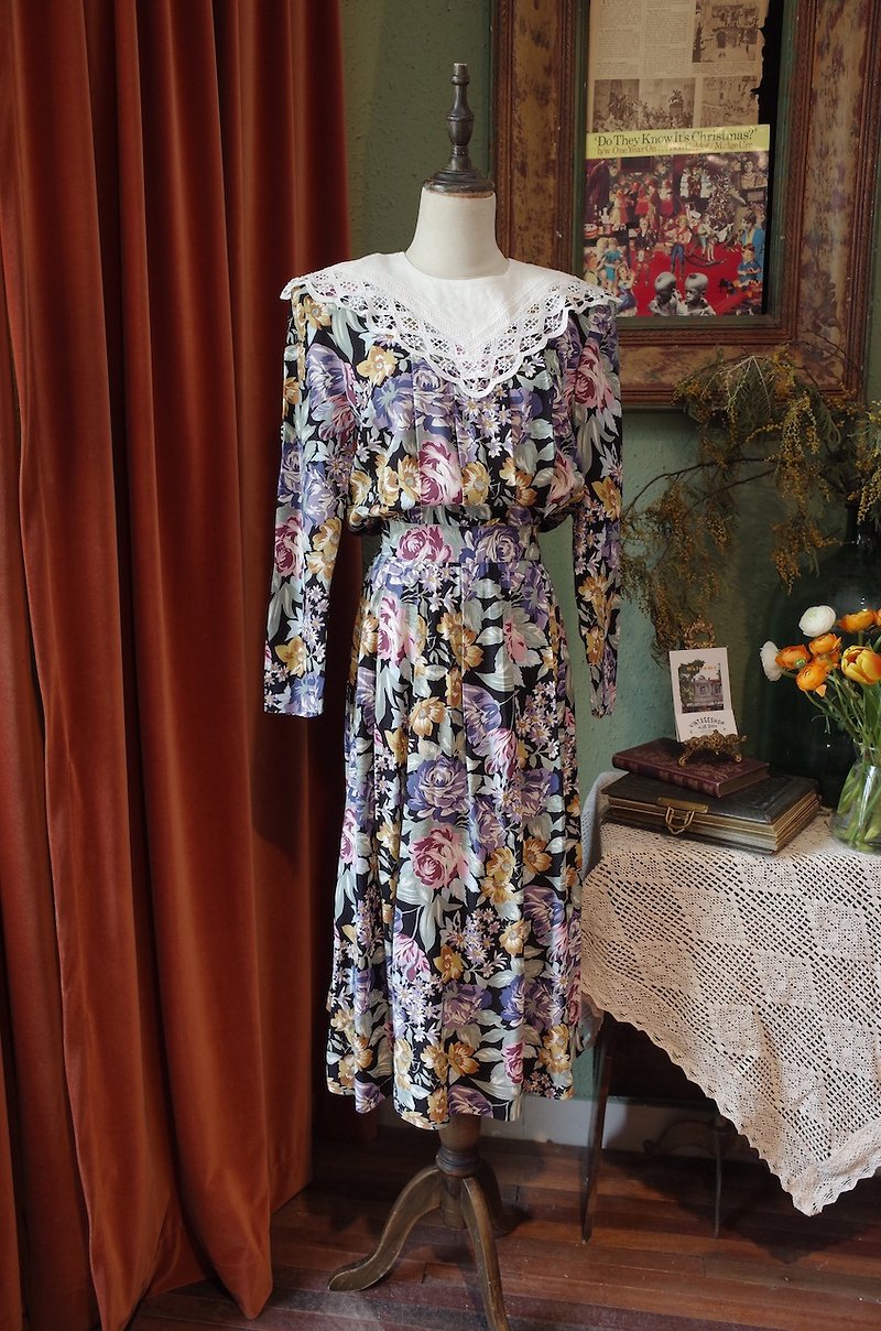 vintagedress Lace Triangle Lapel Print Dress - ชุดเดรส - ผ้าฝ้าย/ผ้าลินิน 