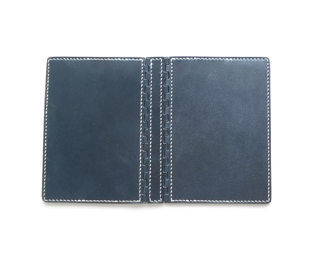 文庫本(A6)サイズ・蝶番のレザーブックカバー Navy - ショップ