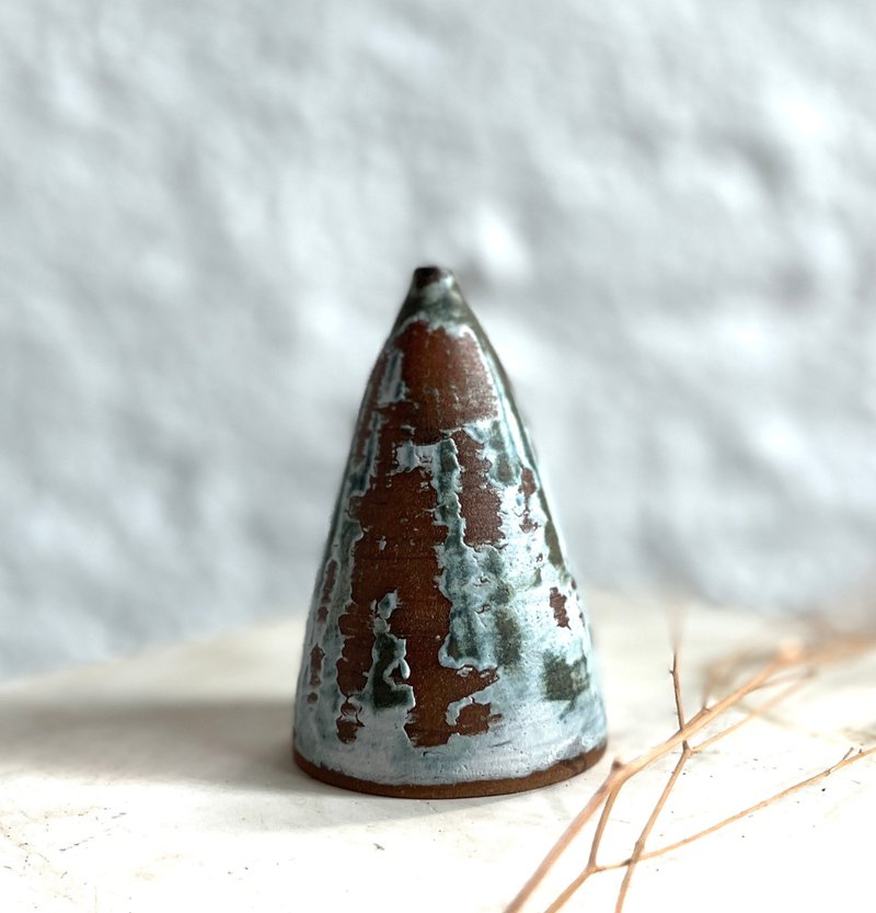 50023-獨特手工陶製錐形花器 Unique handmade ceramic mini vase - 盆栽/植栽 - 陶 