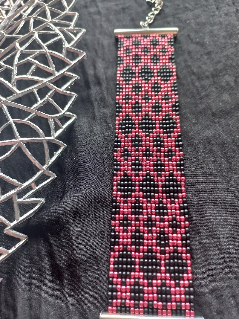 Bracelet Czech beads black and pink handmade jewelry - Bracelets - Colored Glass Multicolor