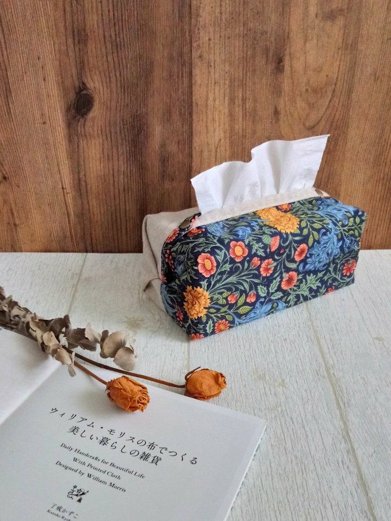 【ITS/雙緹面紙套】 英式古典 花與藤蔓 藍 法國金蔥 可加購掛繩! - 面紙盒 - 棉．麻 藍色