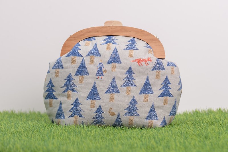 Fairy tale in the forest / blue / large models / wood mouth gold bag / retro cross bag / - Messenger Bags & Sling Bags - Cotton & Hemp Blue