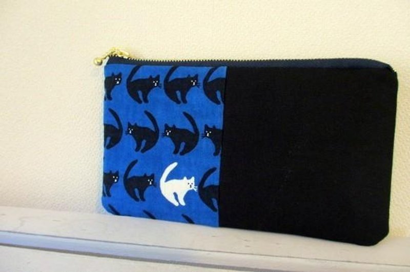 Towel pouch * black cat Zurari ... - กระเป๋าเครื่องสำอาง - ผ้าฝ้าย/ผ้าลินิน สีเขียว
