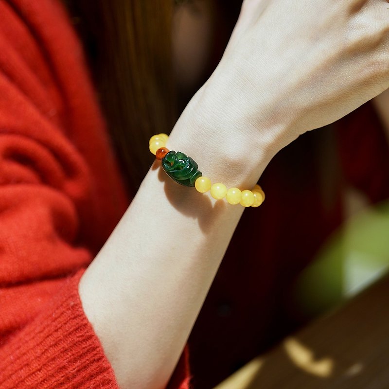 Peacock beeswax original natural amber and Tianbi jade bracelet bead transfer value-keeping female simple gift - Bracelets - Other Materials 