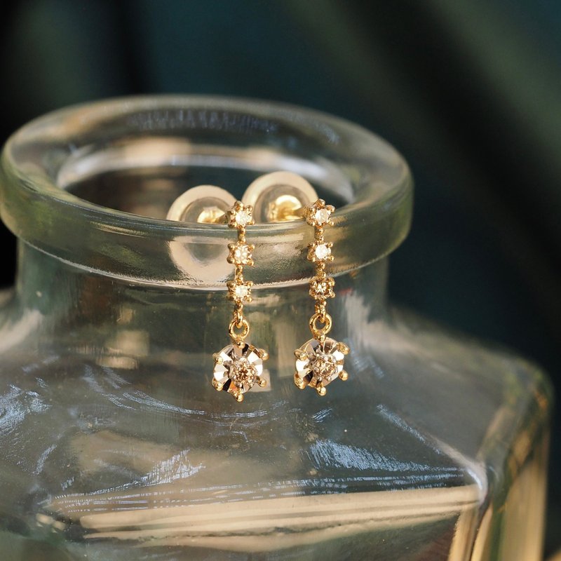 18K Gold The Diamond Dangling Star Earrings - ต่างหู - เครื่องประดับ 