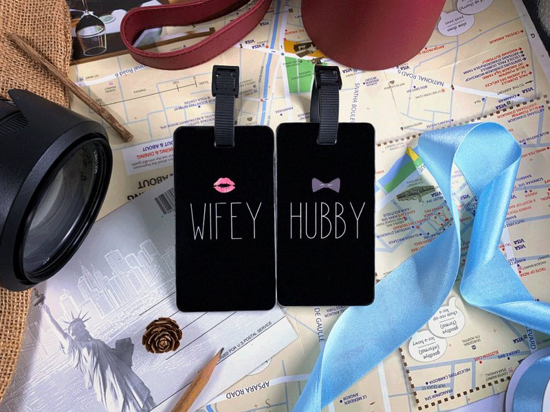 【愛情系列】HUBBY& WIFEY行李吊牌套組/婚禮小物 - 行李吊牌 - 塑膠 黑色