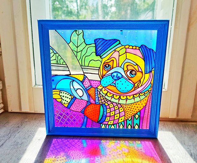 ステンドグラスの虹の犬のウォールアートの装飾ガラスに絵を描く愛犬 