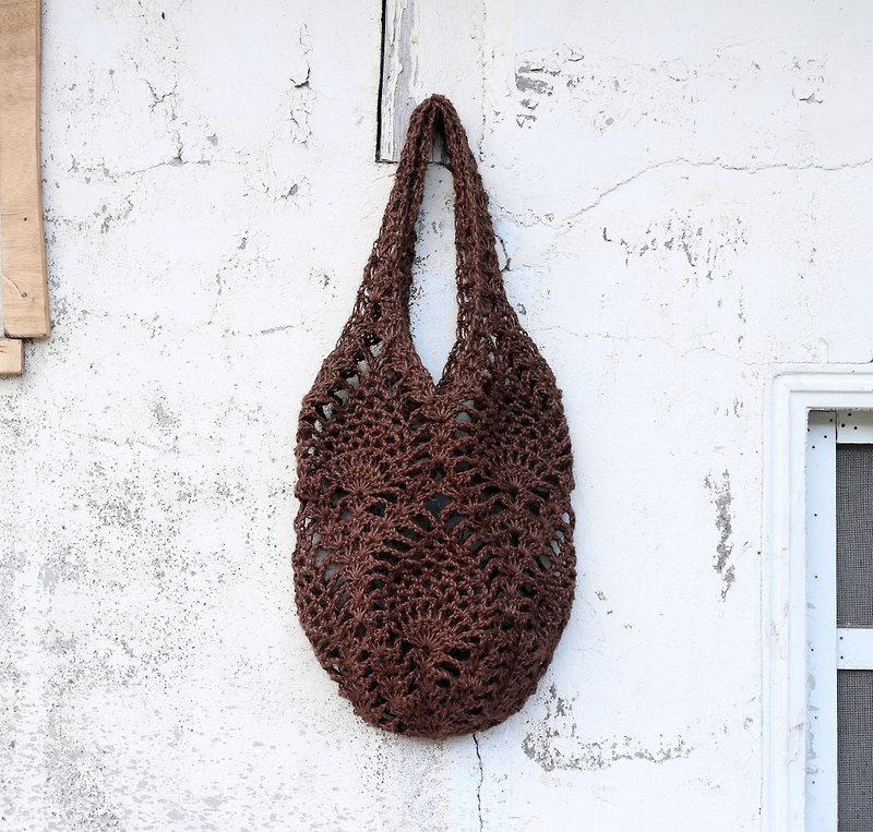 [Customized] Handmade hand-woven / jute Linen woven mesh bag / shopping bag / shoulder bag / burlap bag - กระเป๋าถือ - ผ้าฝ้าย/ผ้าลินิน สีนำ้ตาล