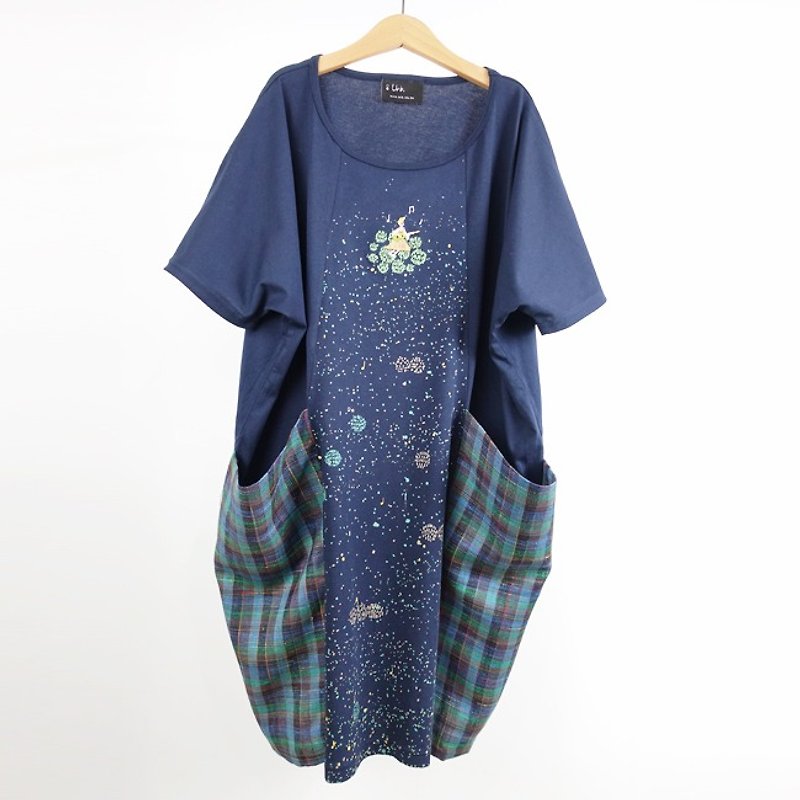 Urb / Forest Singer / Double Pocket Dress - ชุดเดรส - ผ้าฝ้าย/ผ้าลินิน สีน้ำเงิน