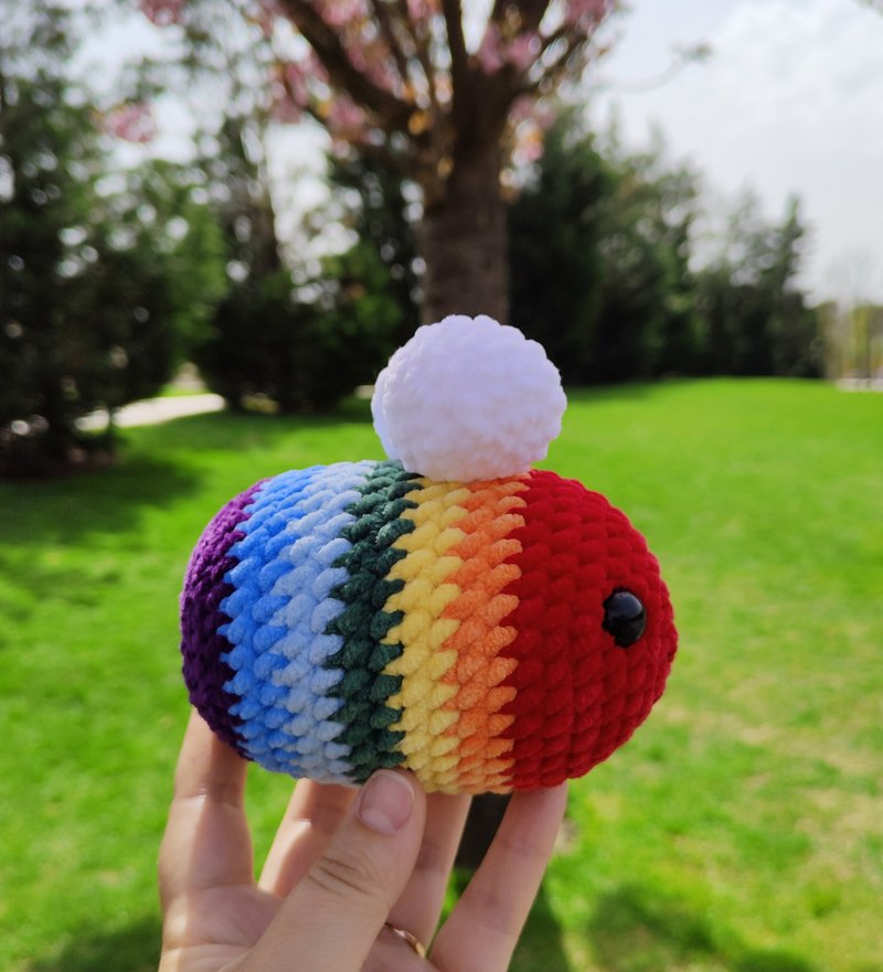 Crochet rainbow bee plush pattern, crochet pride bee pattern, bee plushies - 其他數位設計 - 其他材質 