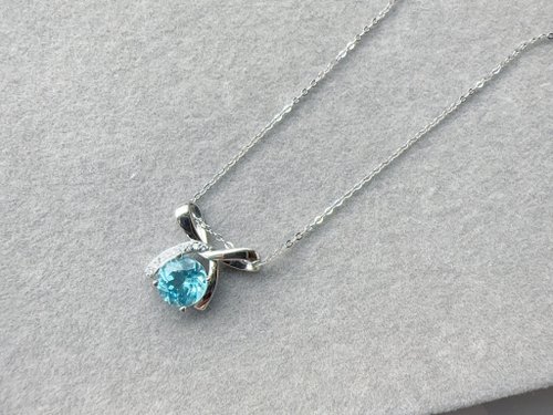 Esme Accessory 天然藍託帕石 純銀項鍊 優雅蝴蝶結 閃耀迷人 氣質 11月生日石