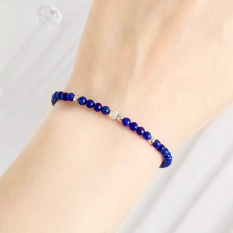 Lapis Lazuli Blue Silver Healing Crystal Bracelet For Women | Dainty Minimalist - สร้อยข้อมือ - คริสตัล สีน้ำเงิน