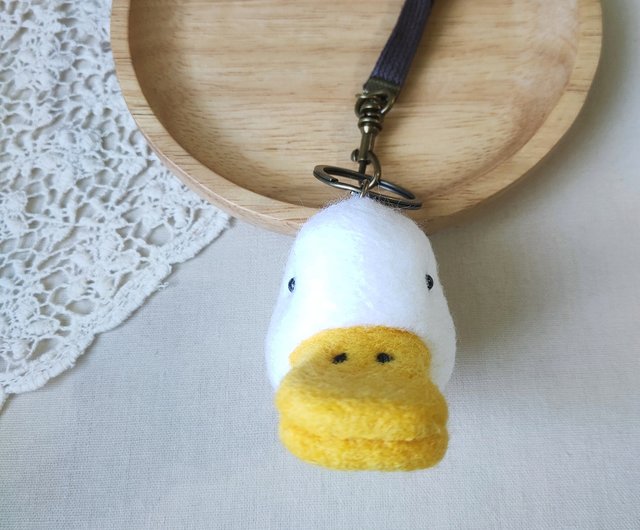 ＊あひる＊羊毛フェルト カラフルな小瓶の蓋になった羊毛フェルトあひるちゃん