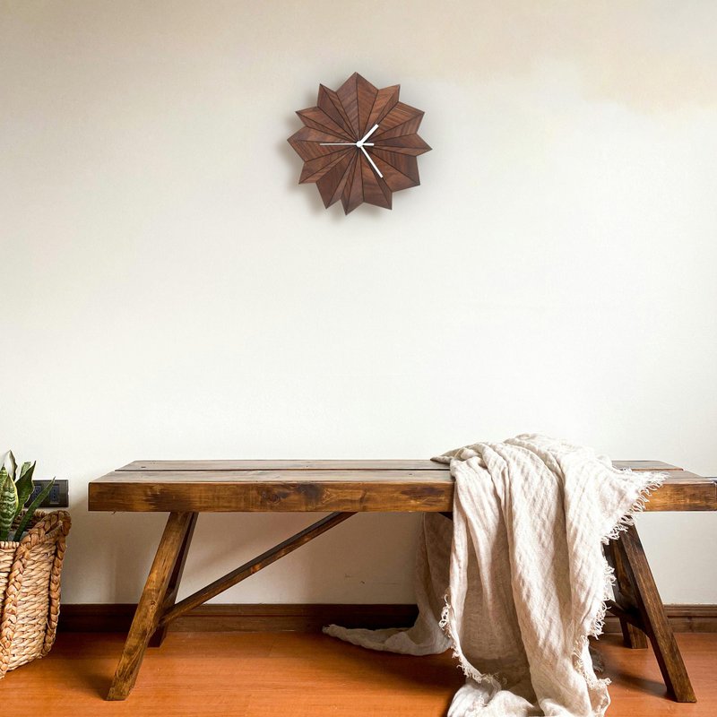 精美的有機掛鐘採用美國胡桃木貼面 - Origami胡桃木 - 時鐘/鬧鐘 - 木頭 咖啡色