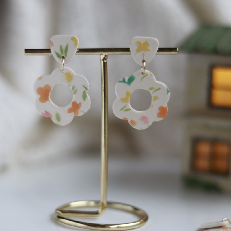 14k包金 花草茶 手作軟陶耳環 改夾請備註 - 耳環/耳夾/耳骨夾 - 陶 