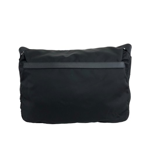 PRADAメッセンジャーバッグ　中古美品良好 美品 PRADA メッセンジャーバッグ ショルダーバッグ 男女兼用