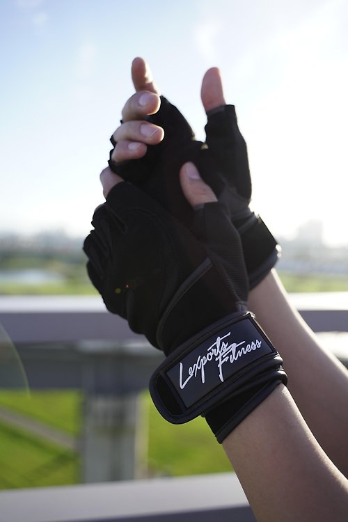 LEXPORTS 勵動風潮 健身訓練運動手套 高效護腕型