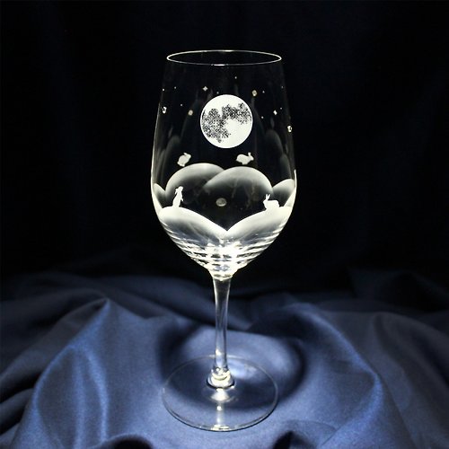 atelier KEITH 【月夜が楽しいうさぎたち / ワイングラス】うさぎモチーフのワイングラス 名入れ加工対応品(別売りオプション)