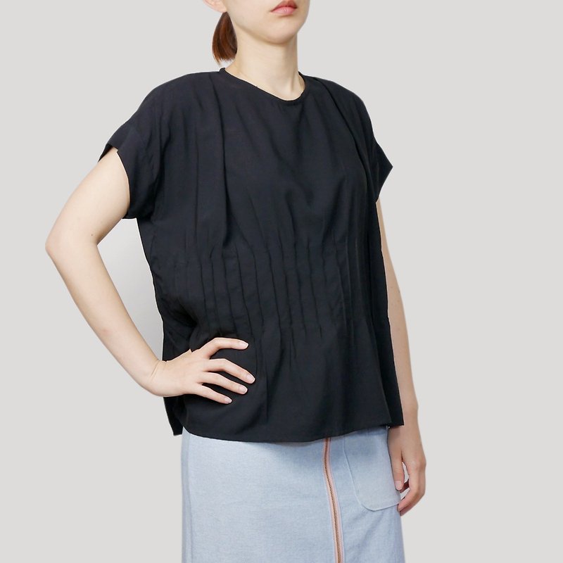 Black pleated waist blouse - เสื้อผู้หญิง - ผ้าฝ้าย/ผ้าลินิน สีดำ