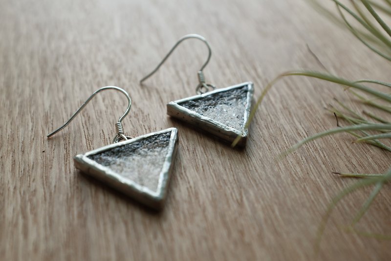 Transparent | Pear Blossom Glass Inverted Triangle Earrings - Earrings & Clip-ons - Glass Silver