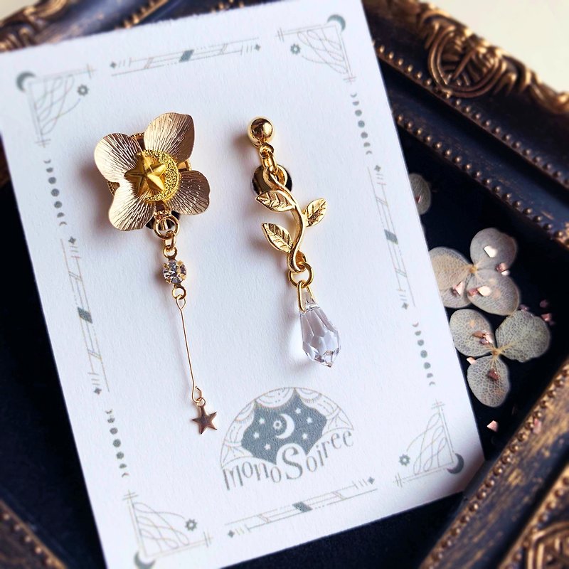Moon Flower gold earrings - Earrings & Clip-ons - Other Metals Gold