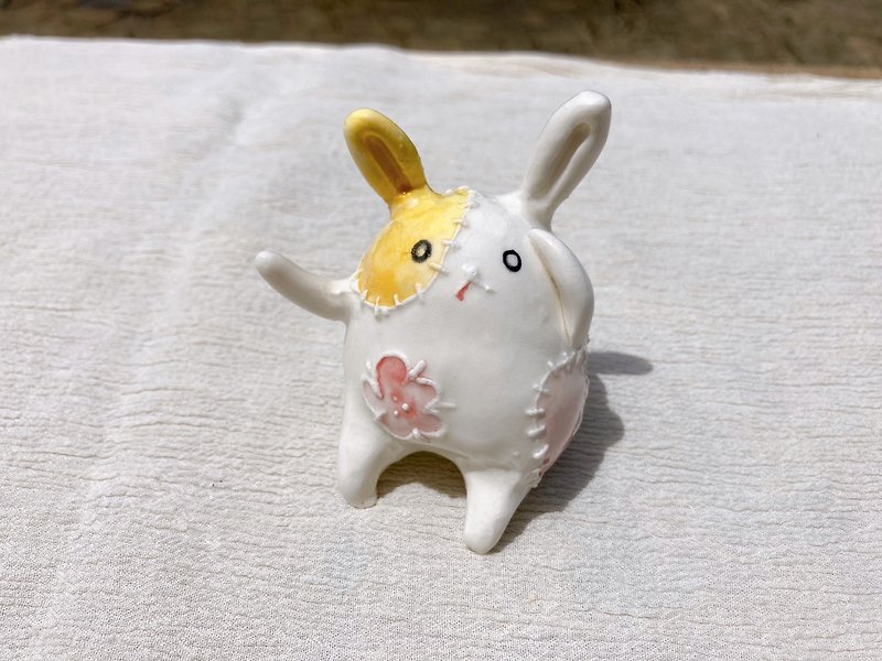 Station -*Little Animal Friends-Halloween Rabbit*Handmade Pottery Doll