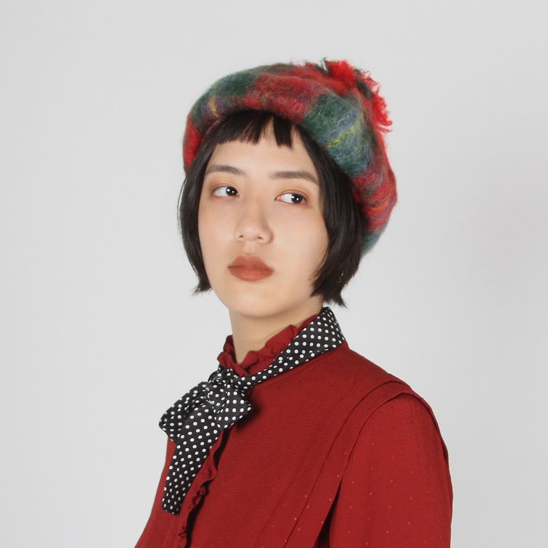 [Egg plant ancient] Great British pattern mohair ancient beret - Hats & Caps - Wool Red
