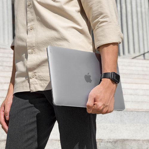 UNIQ MacBook 14/15/16吋 Claro輕薄防刮電腦保護殼-霧透